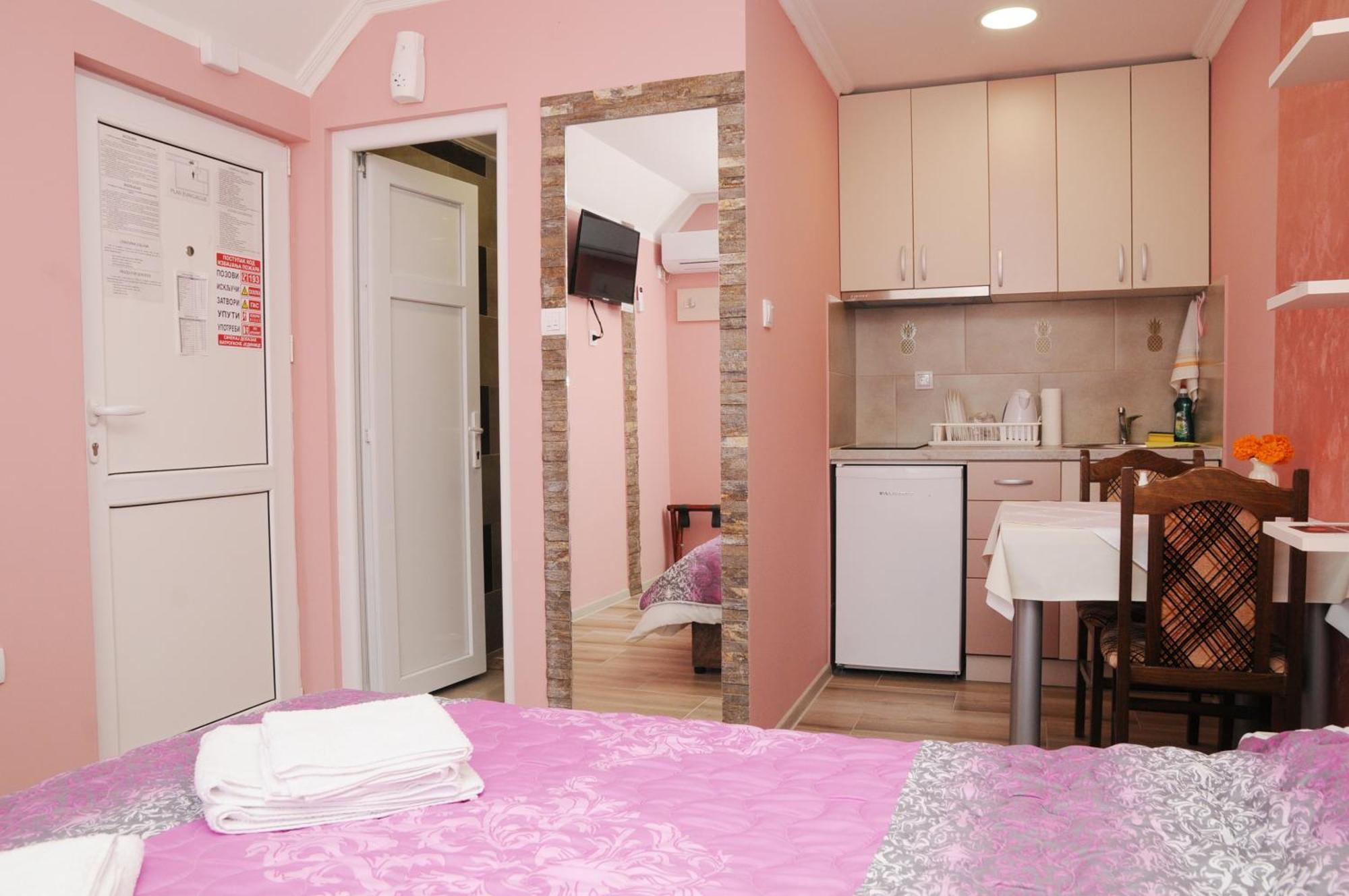 Favorit Apartments Čačak Cameră foto